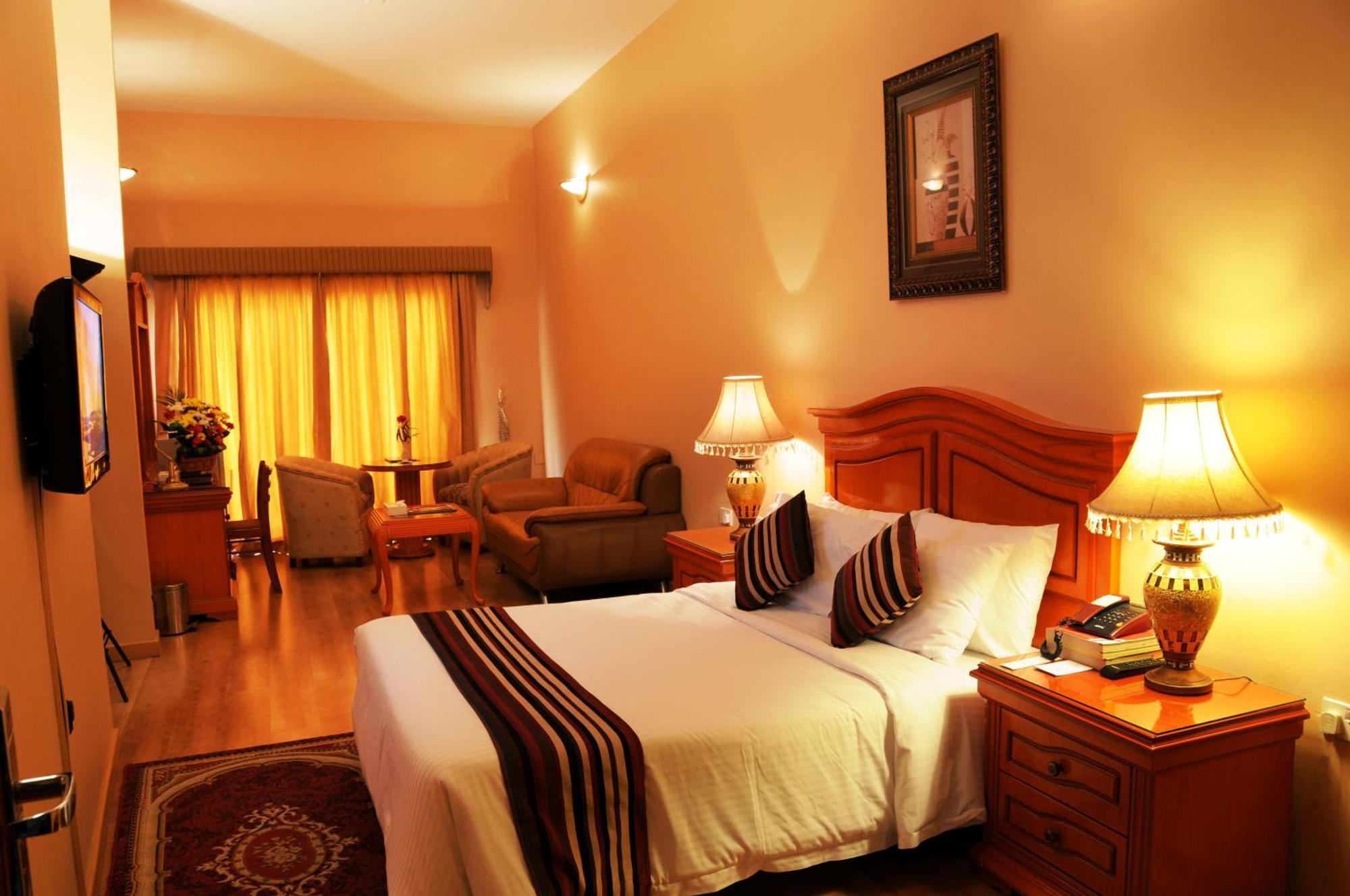 Gulf Gate Hotel Манама Экстерьер фото