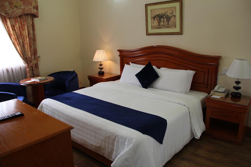 Gulf Gate Hotel Манама Экстерьер фото